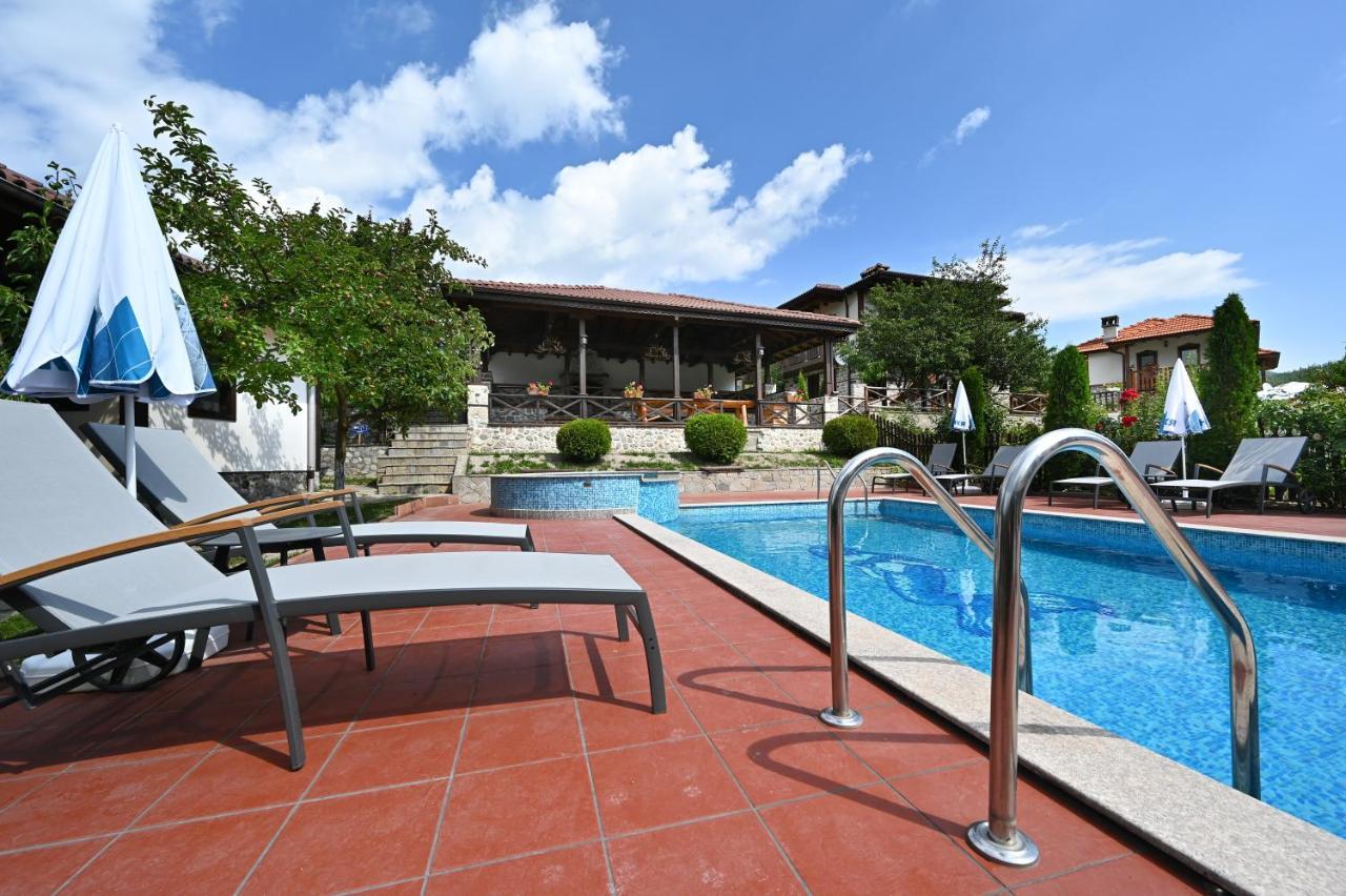 Rhodopes Legends Hotel Vrata Exterior photo