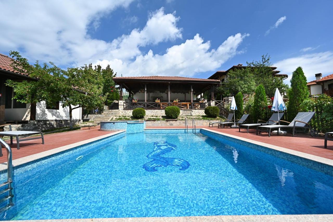 Rhodopes Legends Hotel Vrata Exterior photo
