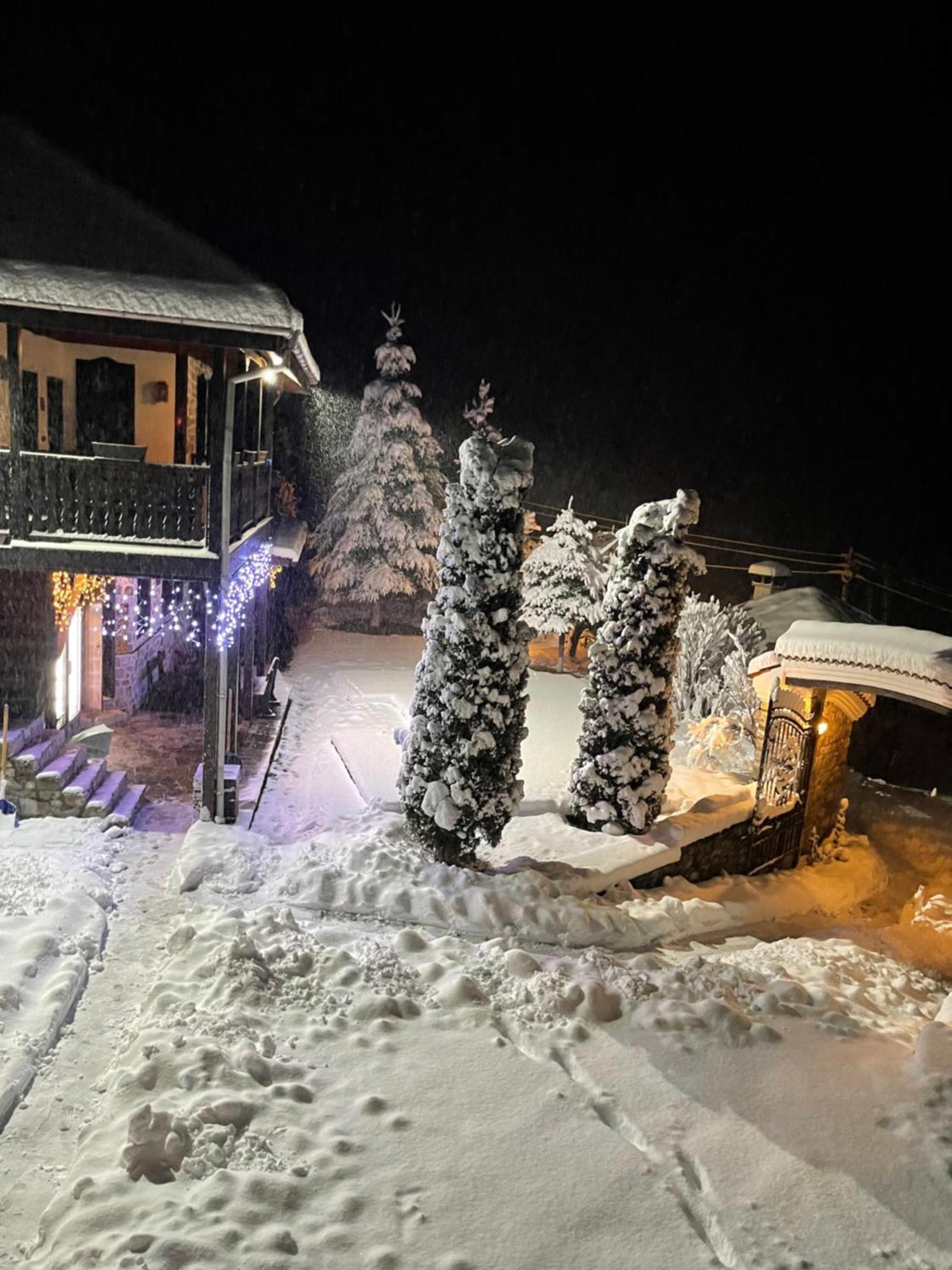 Rhodopes Legends Hotel Vrata Exterior photo